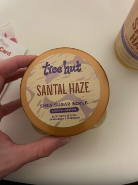 Tree Hut Santal Haze Shea Sugar Scrub - Gold